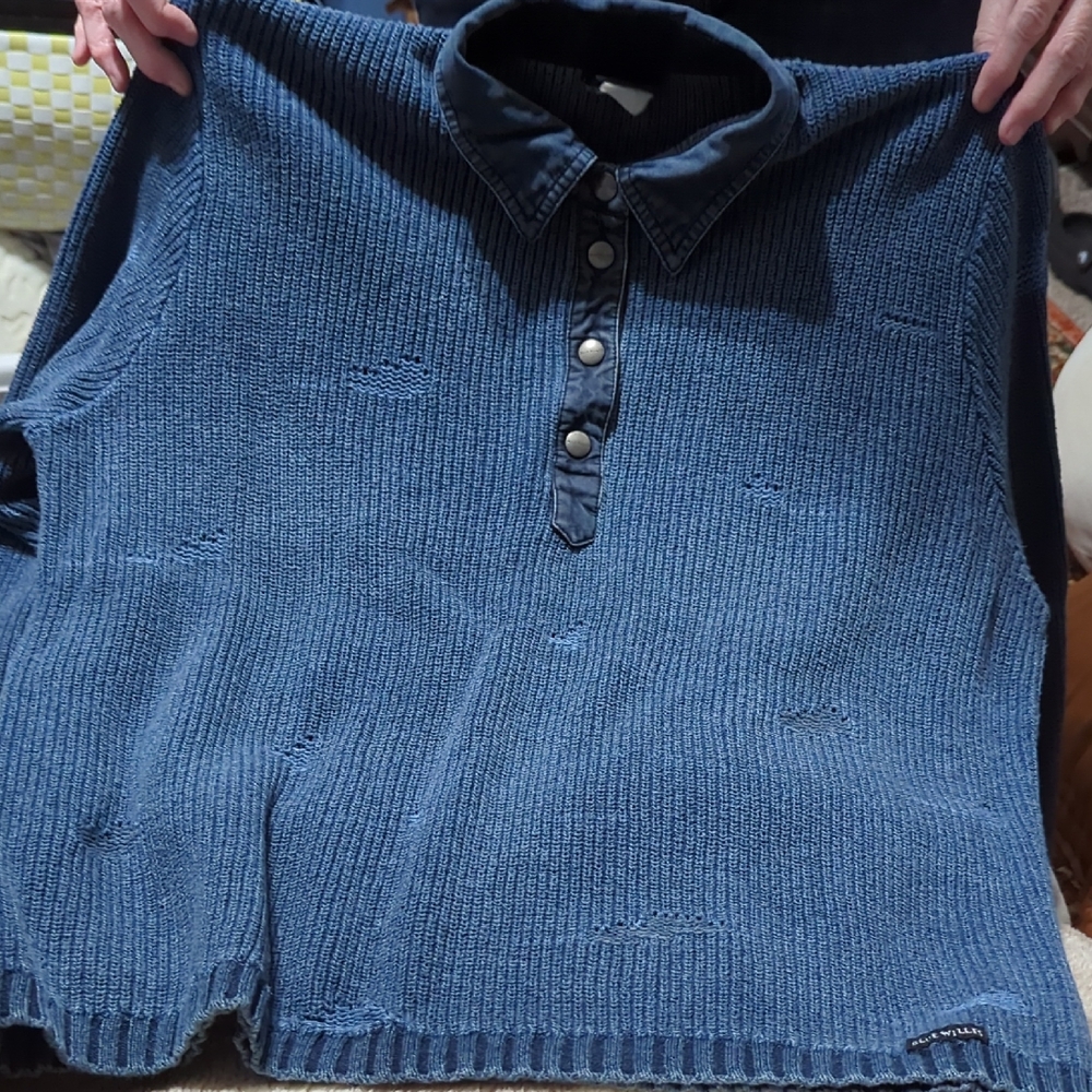 Blue Willi's Textured Knit Sweater
